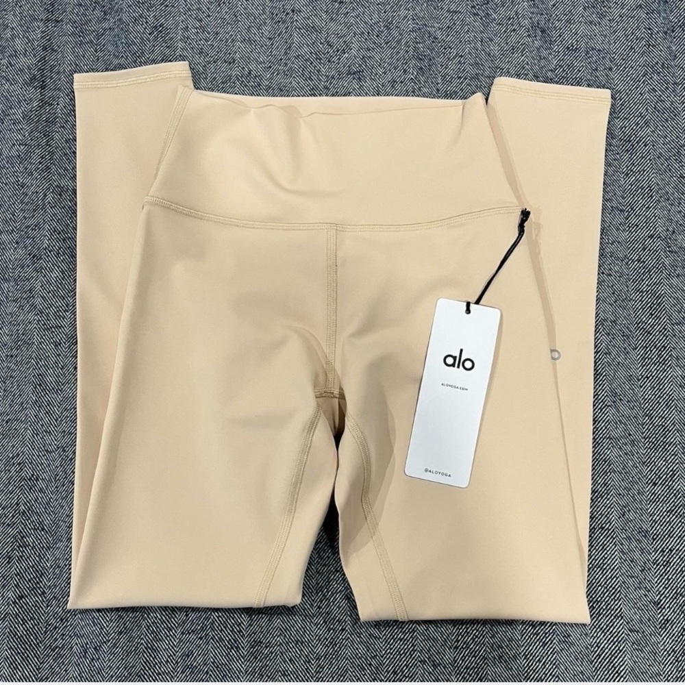 NWT ALO YOGA |  7/8 HIGH WAIST AIRLIFT LEGGING XS - Picture 2 of 4